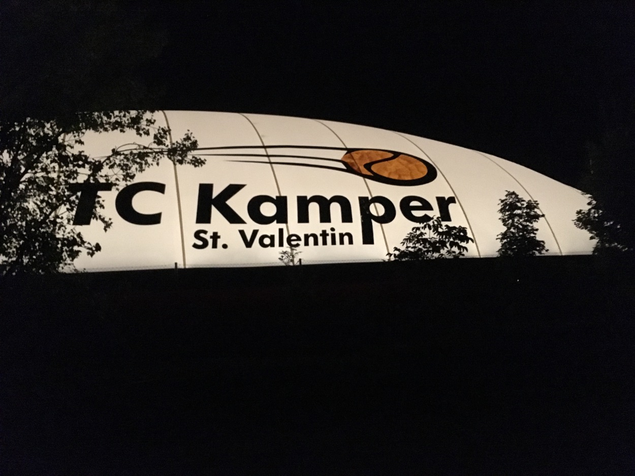 Tennishalle heuer bis 9. April 2026 geöffnet